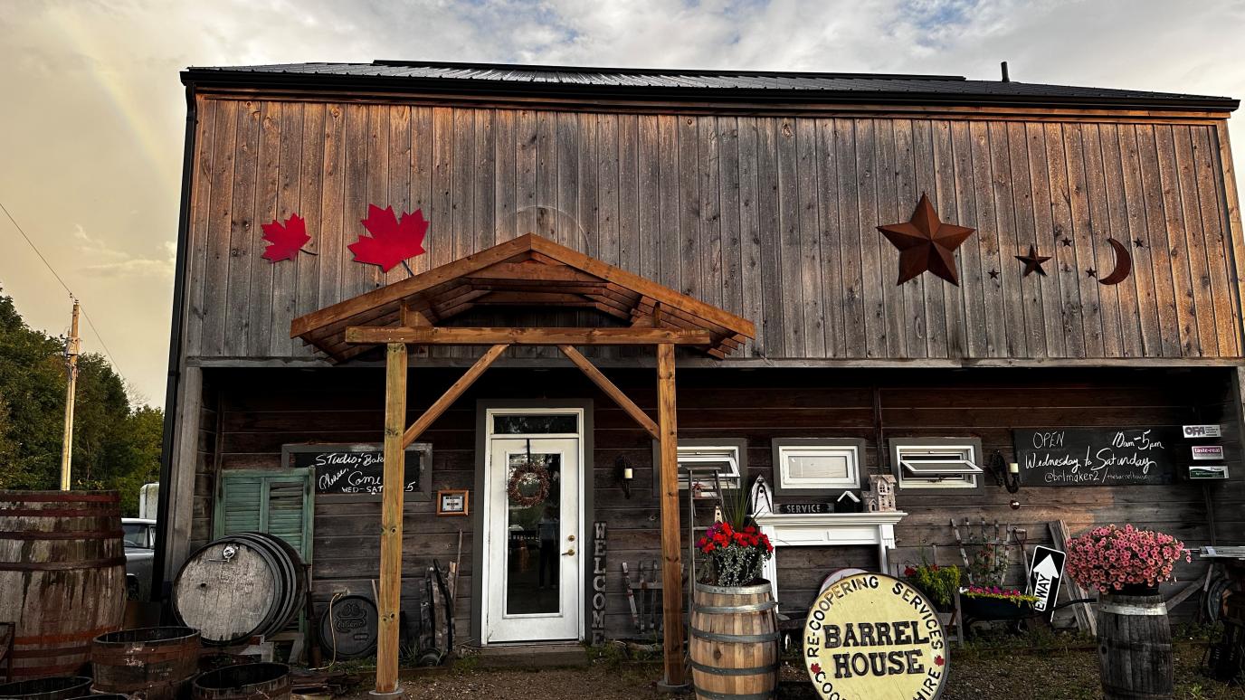 A photo of the frontage of The Barrel House.